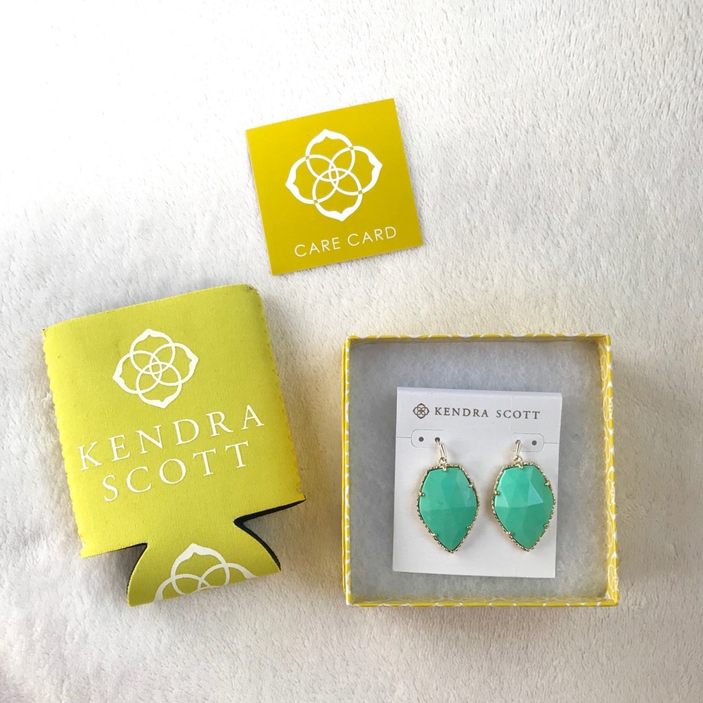Kendra Scott Corley Drop Earrings with Koozie